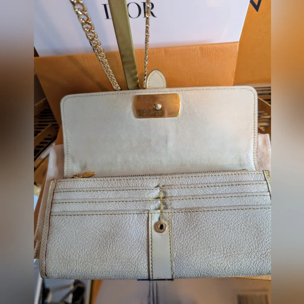 Louis Vuitton Suhali Portefeuille Le Favori Leather Bifold Long Wallet, Dust Bag
